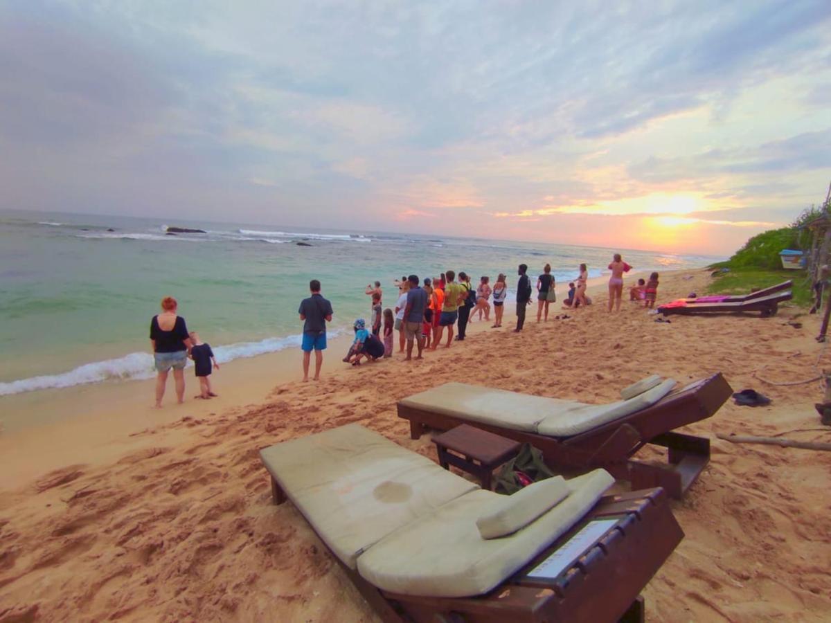 Blue Corals Beach Bungalow Matara Exterior foto