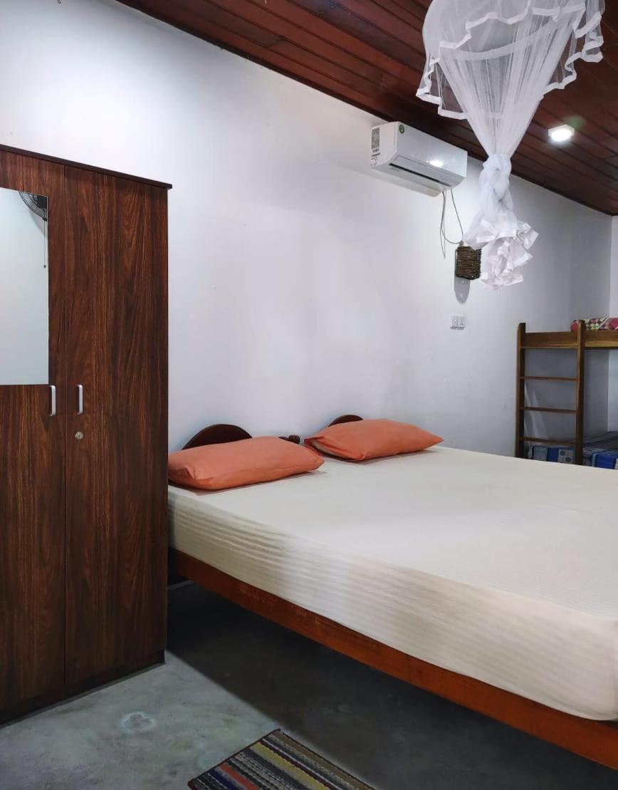 Blue Corals Beach Bungalow Matara Zimmer foto