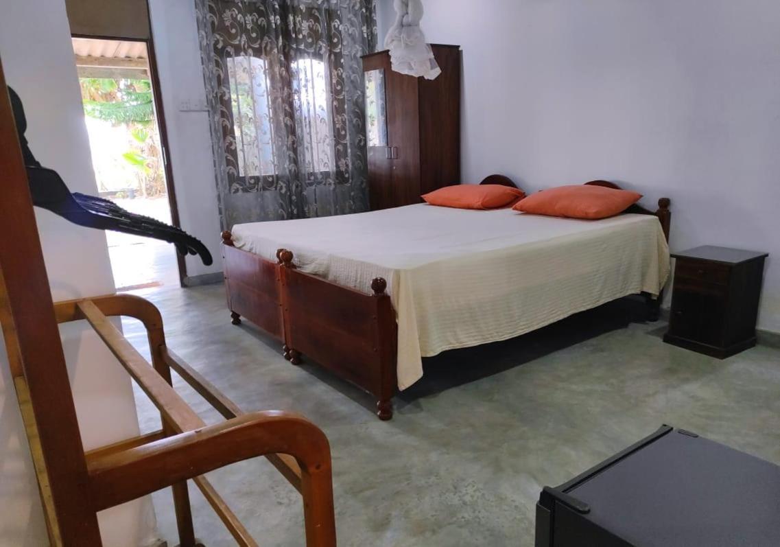 Blue Corals Beach Bungalow Matara Zimmer foto